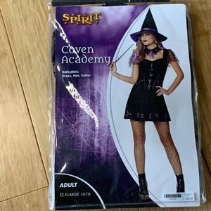 Halloween costume Coven Academy